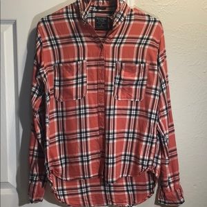 Barely worn A&F button down shirt size XS